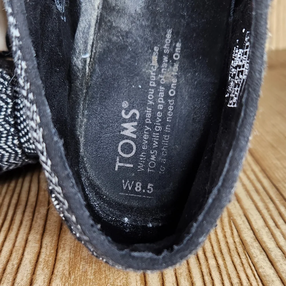 TOMS Women's Desert Wedge‎ Bootie Size 8.5